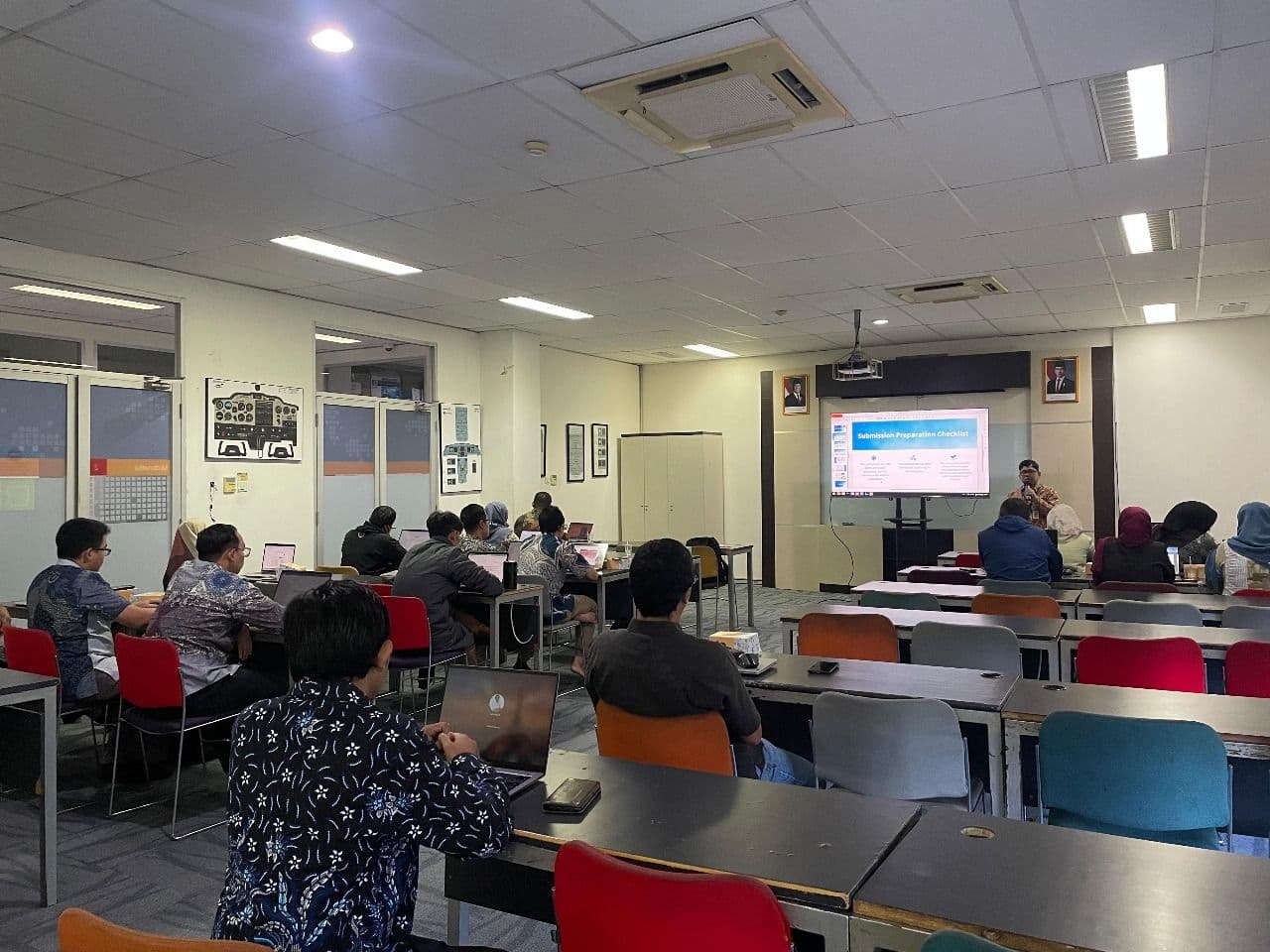 Workshop IJAIT x AILO: Dorong Kolaborasi Penulisan Jurnal dan Kenaikan Jabatan Akademik Dosen